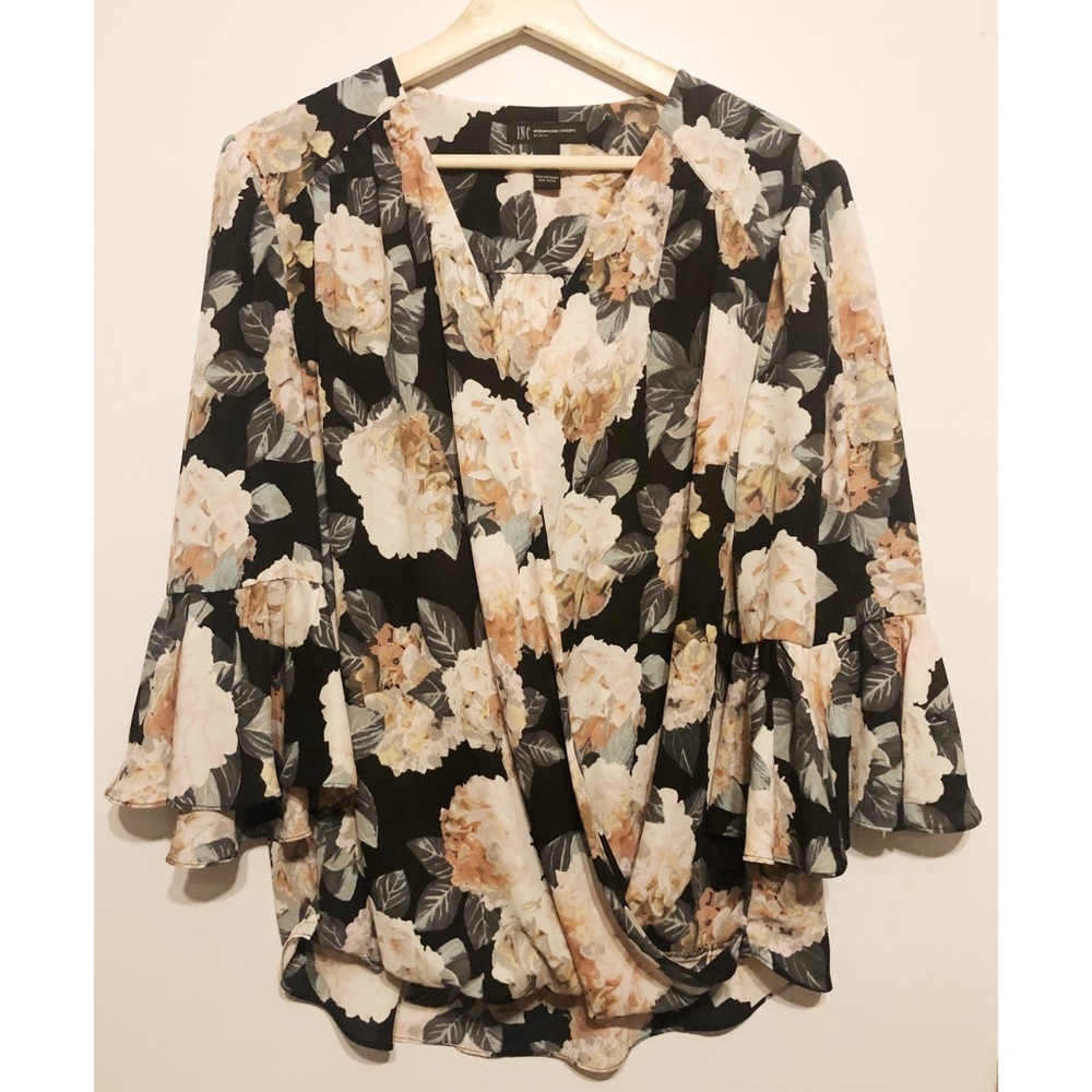 🎉HP🎉 INC Floral Draped Blouse // 1X